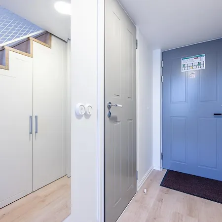 Small Cozy Two-level 9 Διαμέρισμα *