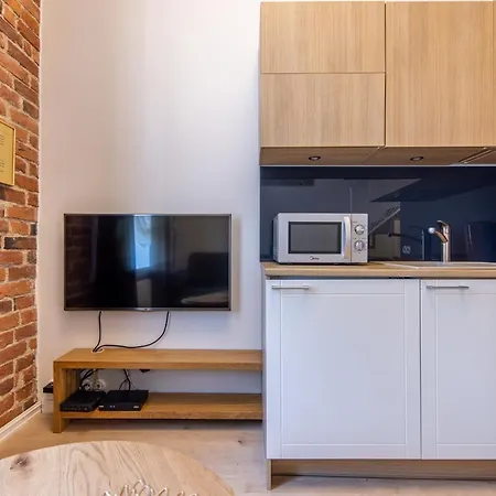 דירה Small Cozy Two-level 9 *